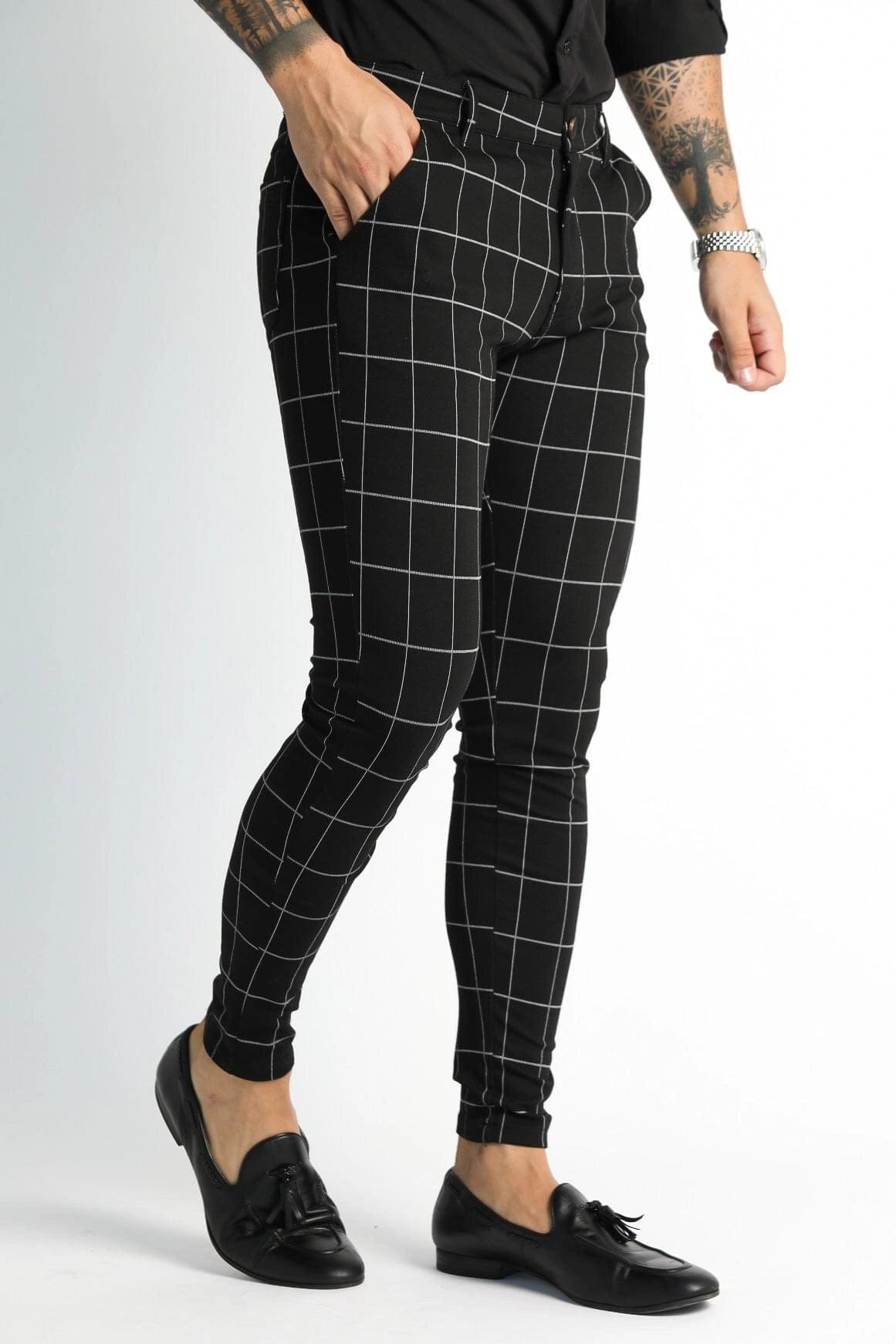 Buy Men's Savvy Black Checkered Trouser Online | SNITCH